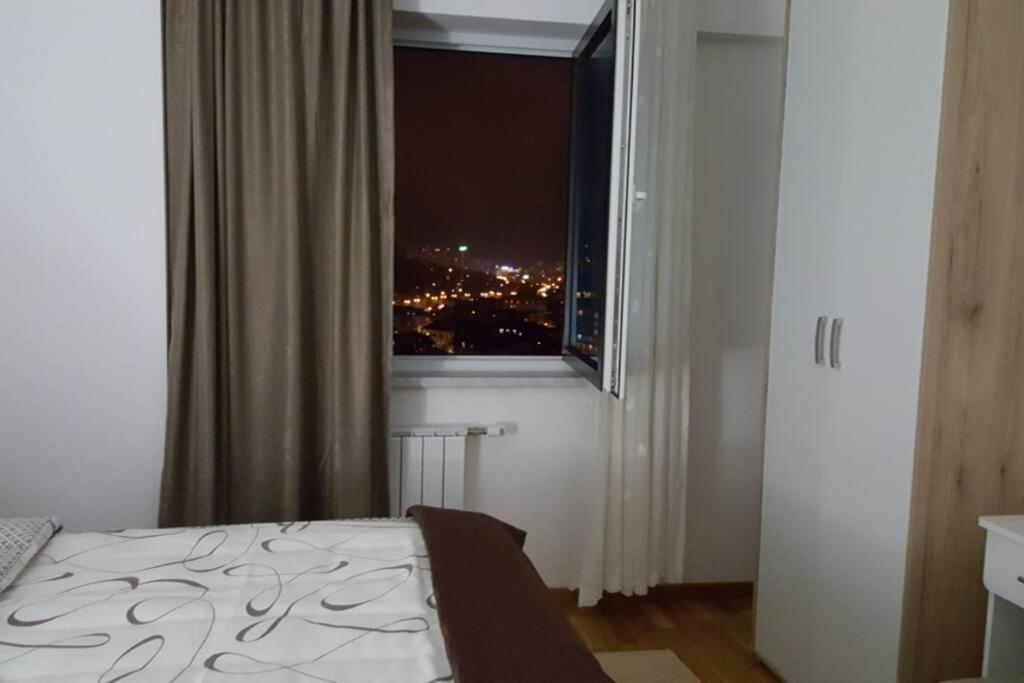 Fantasy Apartment Tuzla Buitenkant foto