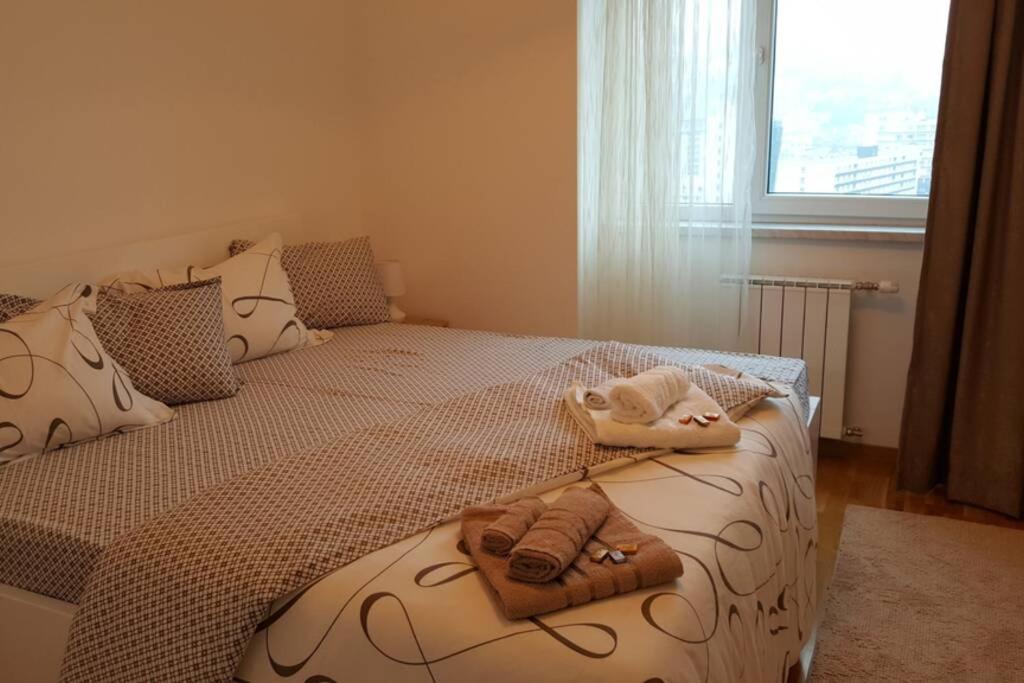Fantasy Apartment Tuzla Buitenkant foto